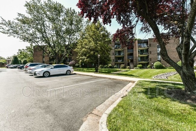 Building Photo - 7802 Dassett Ct