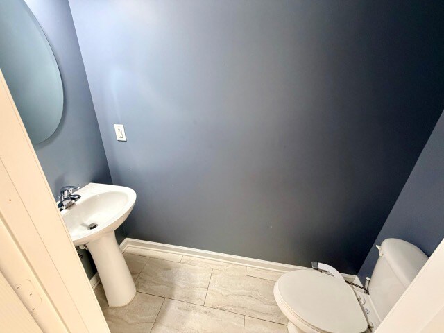 Building Photo - 607 Raphael Place