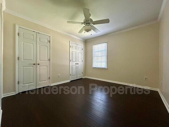 Building Photo - 332 Walnut Point Dr