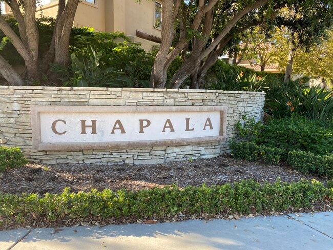 Building Photo - 2150 Lago Madero