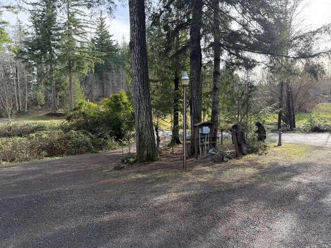 Building Photo - 1310 SE Fireweed Rd