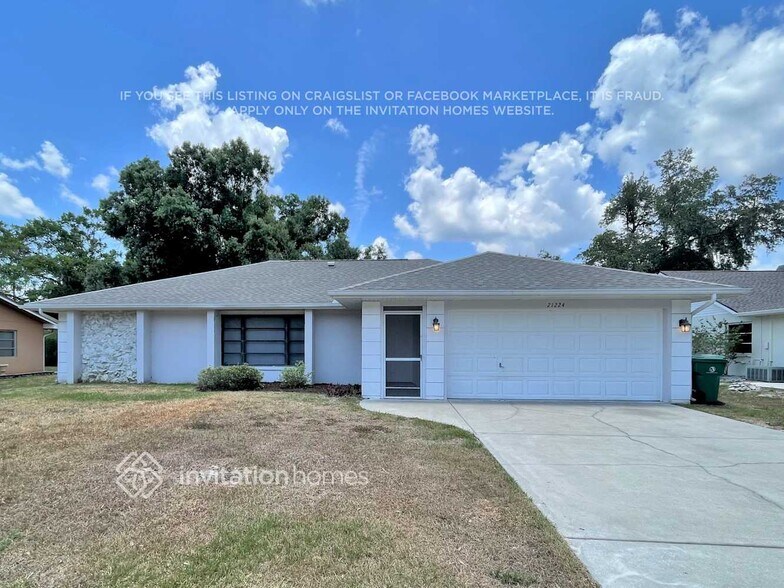 Building Photo - 21224 Alderson Ave