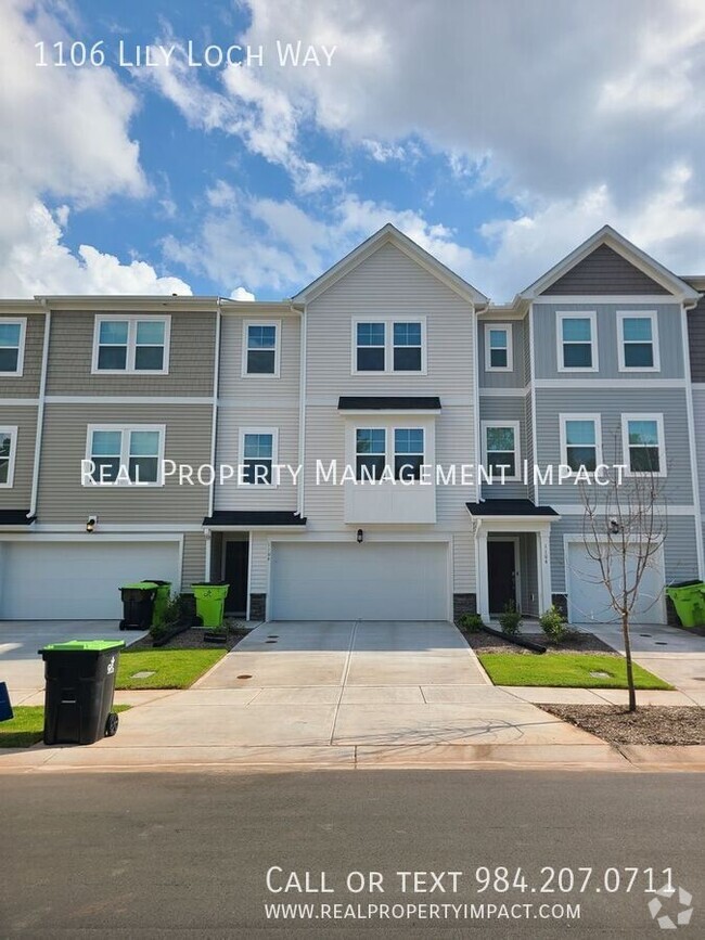 Building Photo - Spacious 4 bedroom 4 Bath Modern Townhome ...