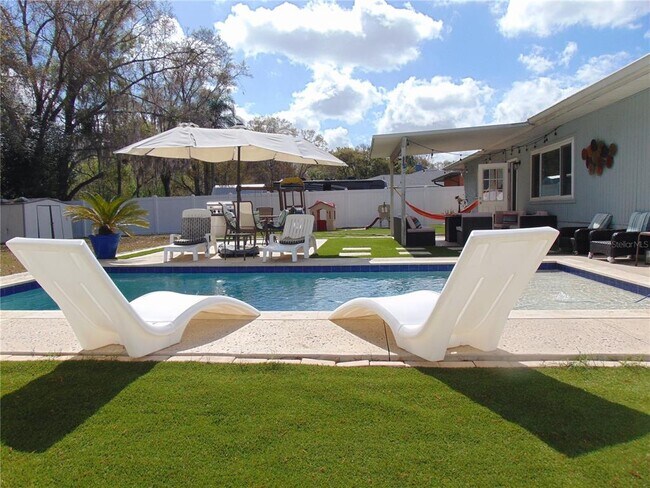 Building Photo - 4706 Tampa Downs Blvd