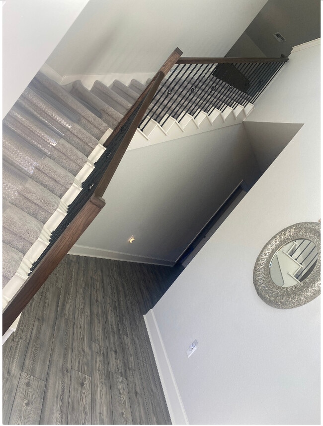 Building Photo - 13004 Stanford Dr