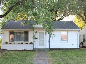 Building Photo - 1421 N Adams St