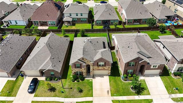 Building Photo - 817 Blackhawk Dr