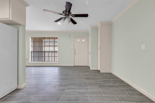 Building Photo - 1311 Antoine Dr