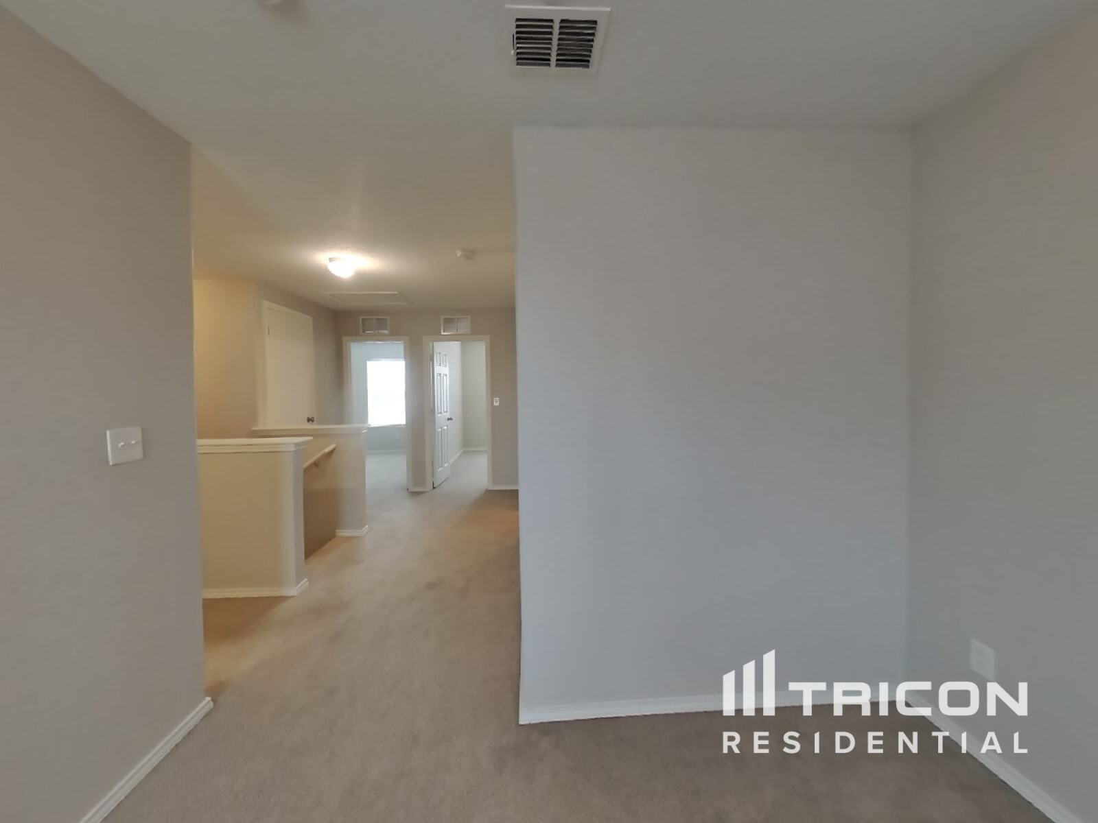 Building Photo - 9122 Silver Vista
