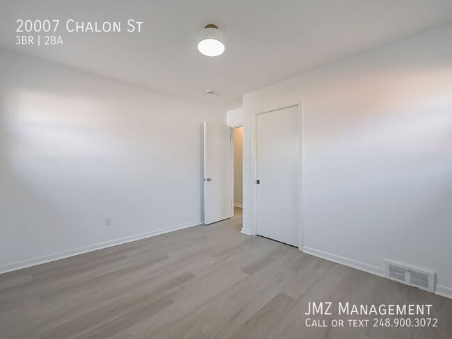 Building Photo - 20007 Chalon St