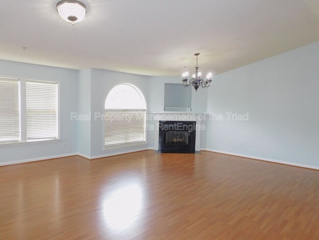 Building Photo - 150 James Rd