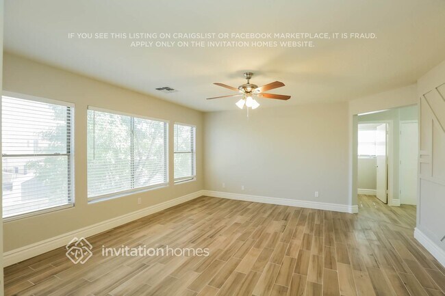 Building Photo - 9622 W Hazelwood St