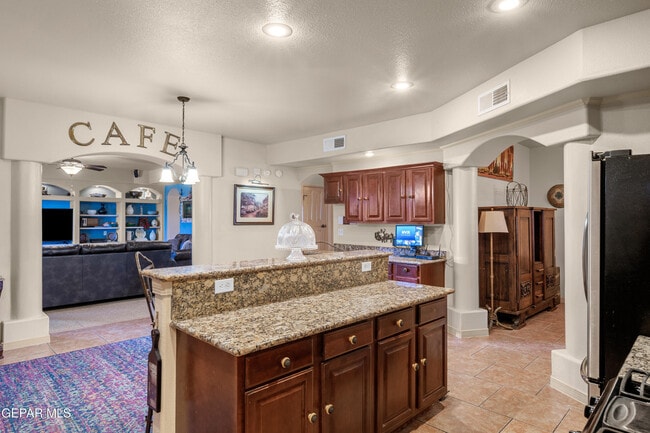 Building Photo - 6032 Valle Espanola Ln