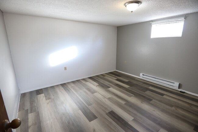 Building Photo - Malstrom 713