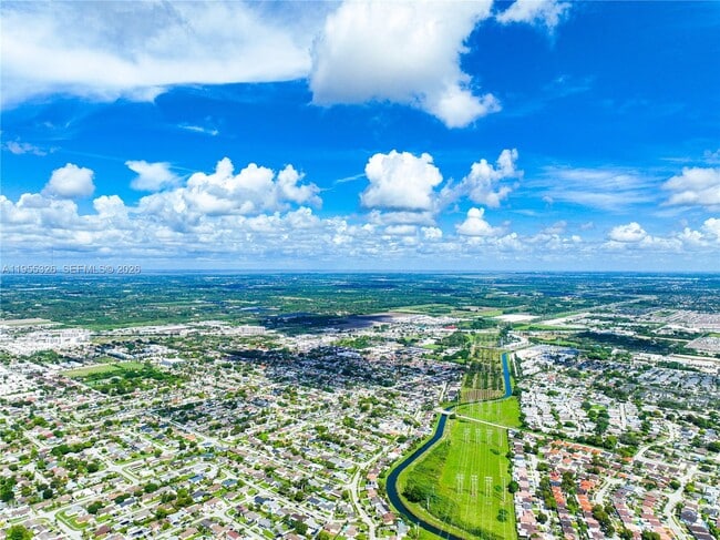 Building Photo - 26234 SW 128th Ct