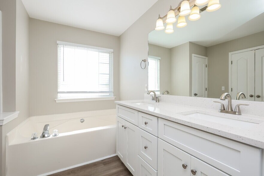 Building Photo - 4019 Wisdom Way