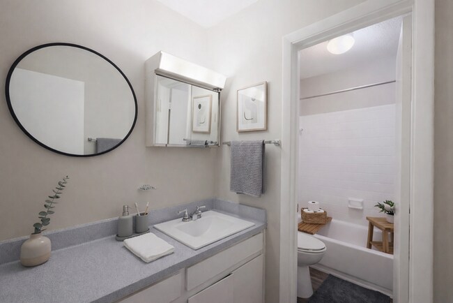 Building Photo - Spacious 1-Bedroom Living Near Emory & Toco Hills | 672 SF