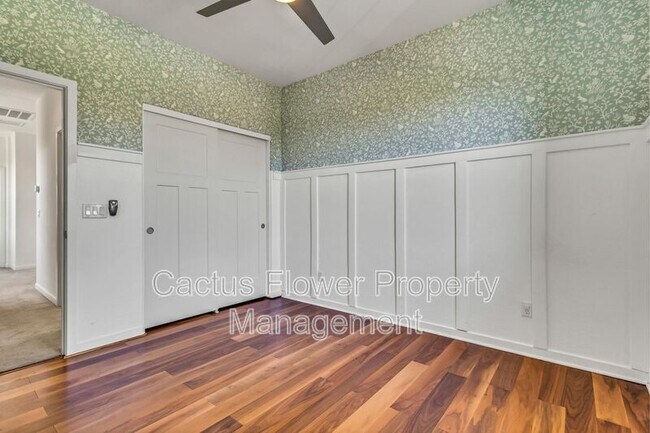 Building Photo - 2734 S Santa Rita