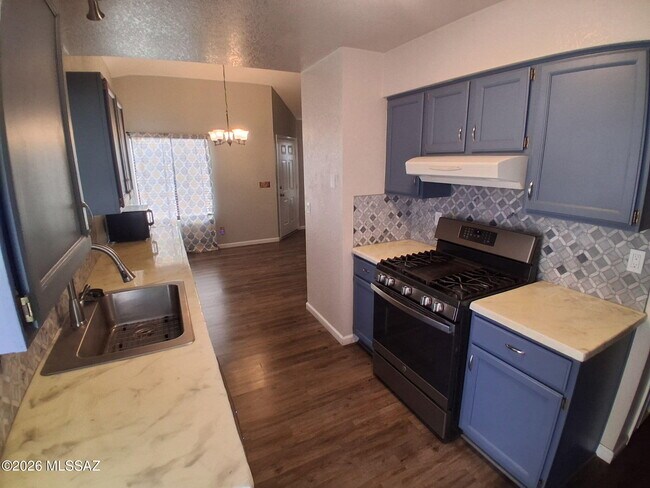 Building Photo - 4813 W Doria Dr