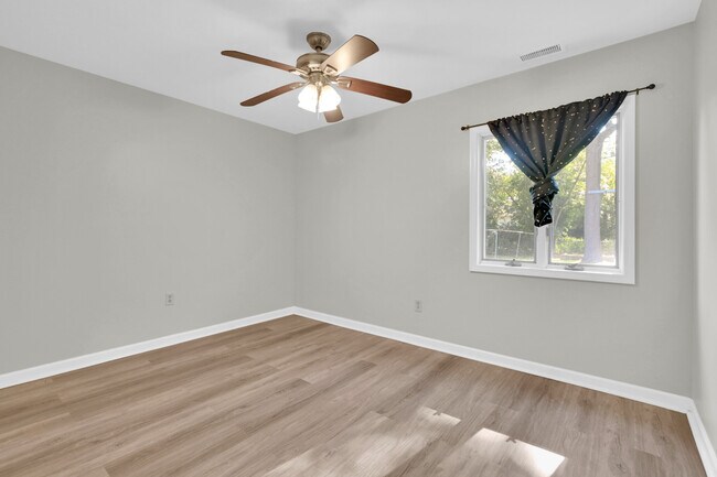 Building Photo - 4329 Whitehall Ln