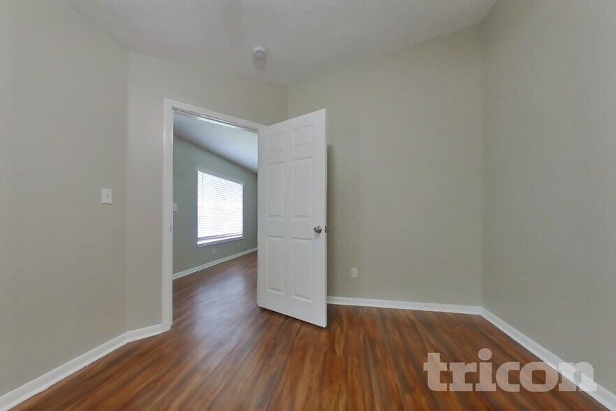 Building Photo - 3130 Kelling St