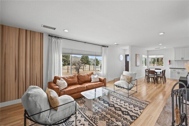 Building Photo - 55585 Onaga Trail