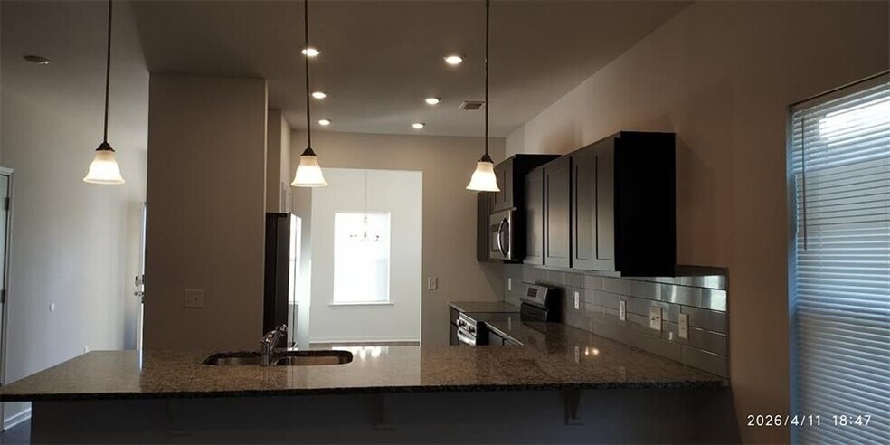 Building Photo - 132 Marion Dr