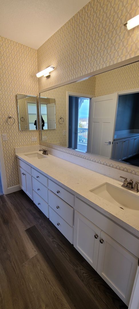 Building Photo - Gorgeous 4 Bedroom Model Home in the Cannery