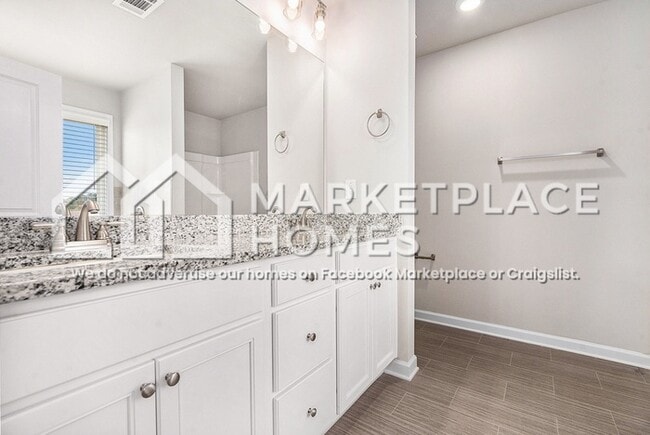 Building Photo - 217 W L Miller Dr