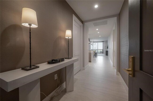 Building Photo - 2103 Bayshore Blvd