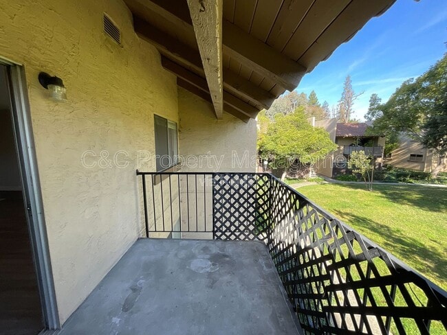 Building Photo - 247 N Capitol Ave