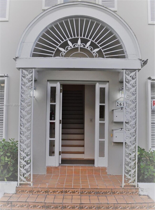 Building Photo - 2617 Segovia St