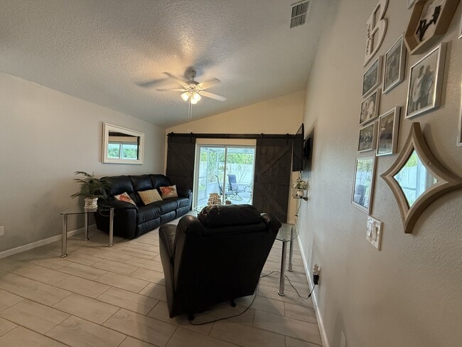 Building Photo - 2266 Mallard Creek Cir