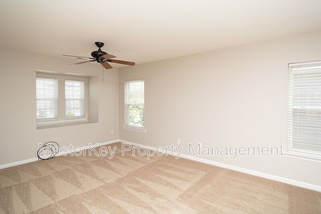 Building Photo - 7144 Great Laurel Dr