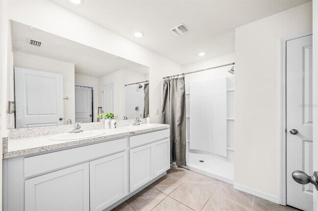 Building Photo - 2181 NW 247th Dr