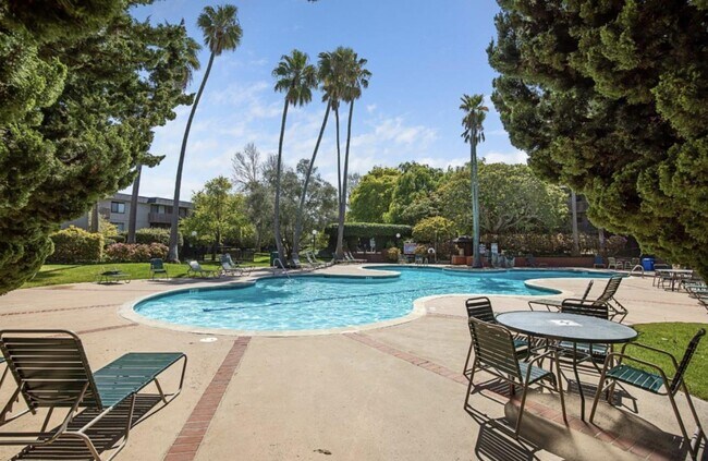 Building Photo - 6226 Shelter Creek Ln