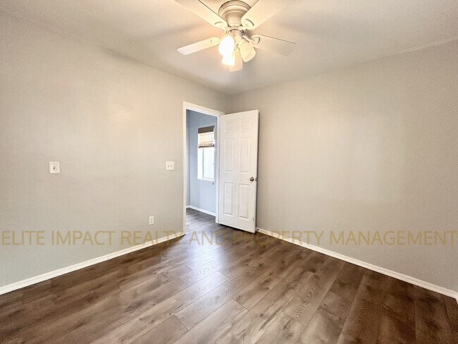 Building Photo - 7429 E 45th St