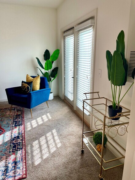 Building Photo - 8251 Windsor Hill Blvd