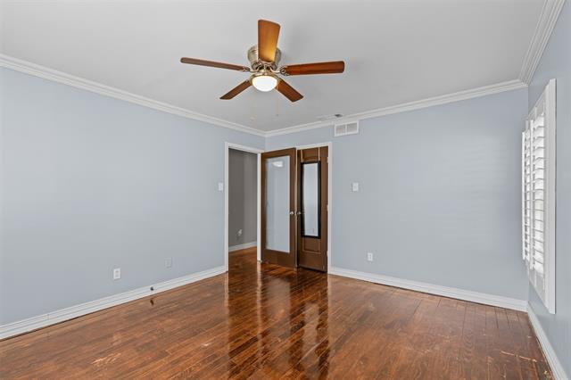 Building Photo - 2117 W Lotus Ave