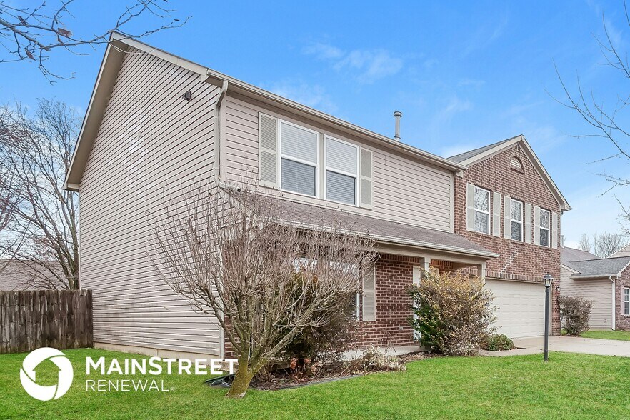 Building Photo - 8144 Wood Hollow Ln