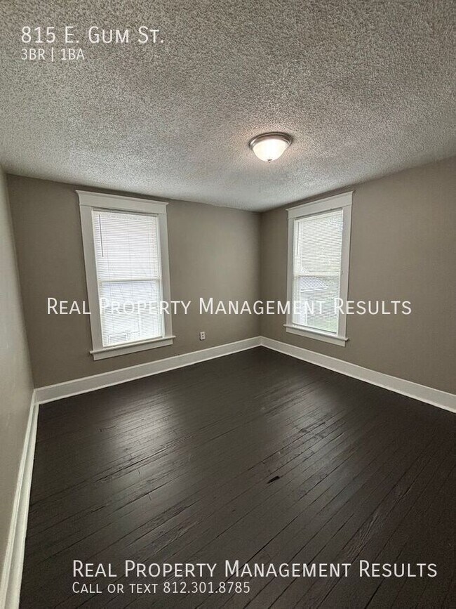 Building Photo - 815 E Gum St