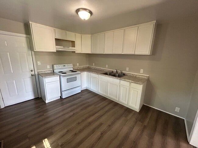 Building Photo - 3Bed 1 bath home north Huntsville