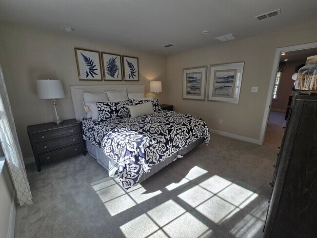 Building Photo - 1900 Enon Sta Dr