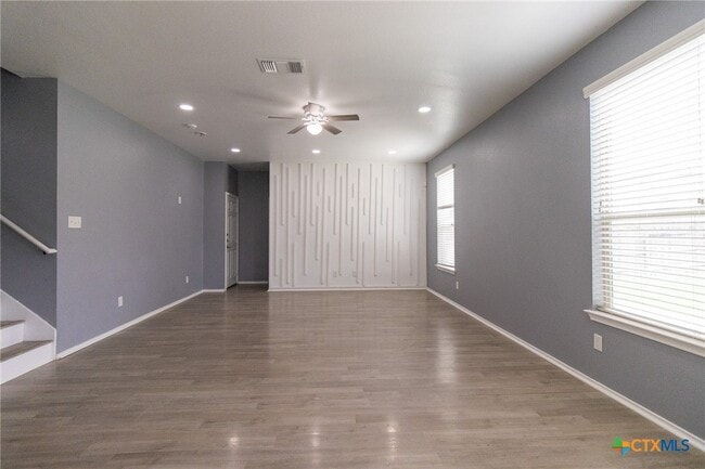 Building Photo - 6505 Clear Brook Dr