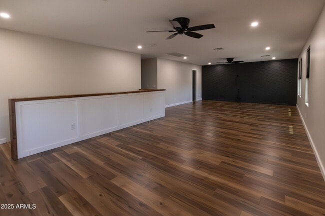 Building Photo - 26603 N 75th Dr