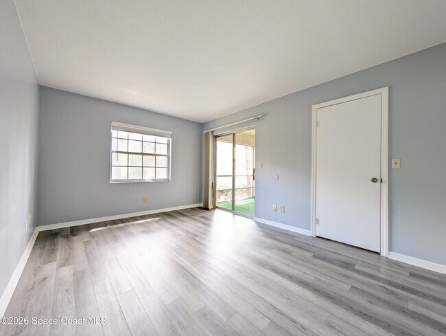 Building Photo - 3039 Sir Hamilton Cir