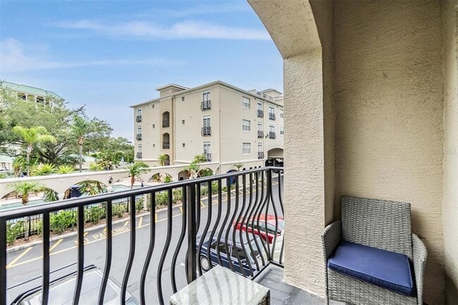 Building Photo - 501 Knights Run Ave