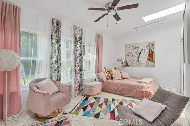 Building Photo - 3442 Laurel Canyon Blvd