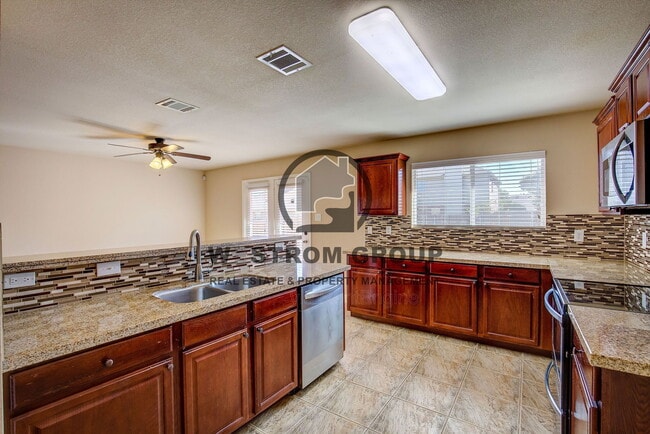 Building Photo - 10856 Devontree Dr