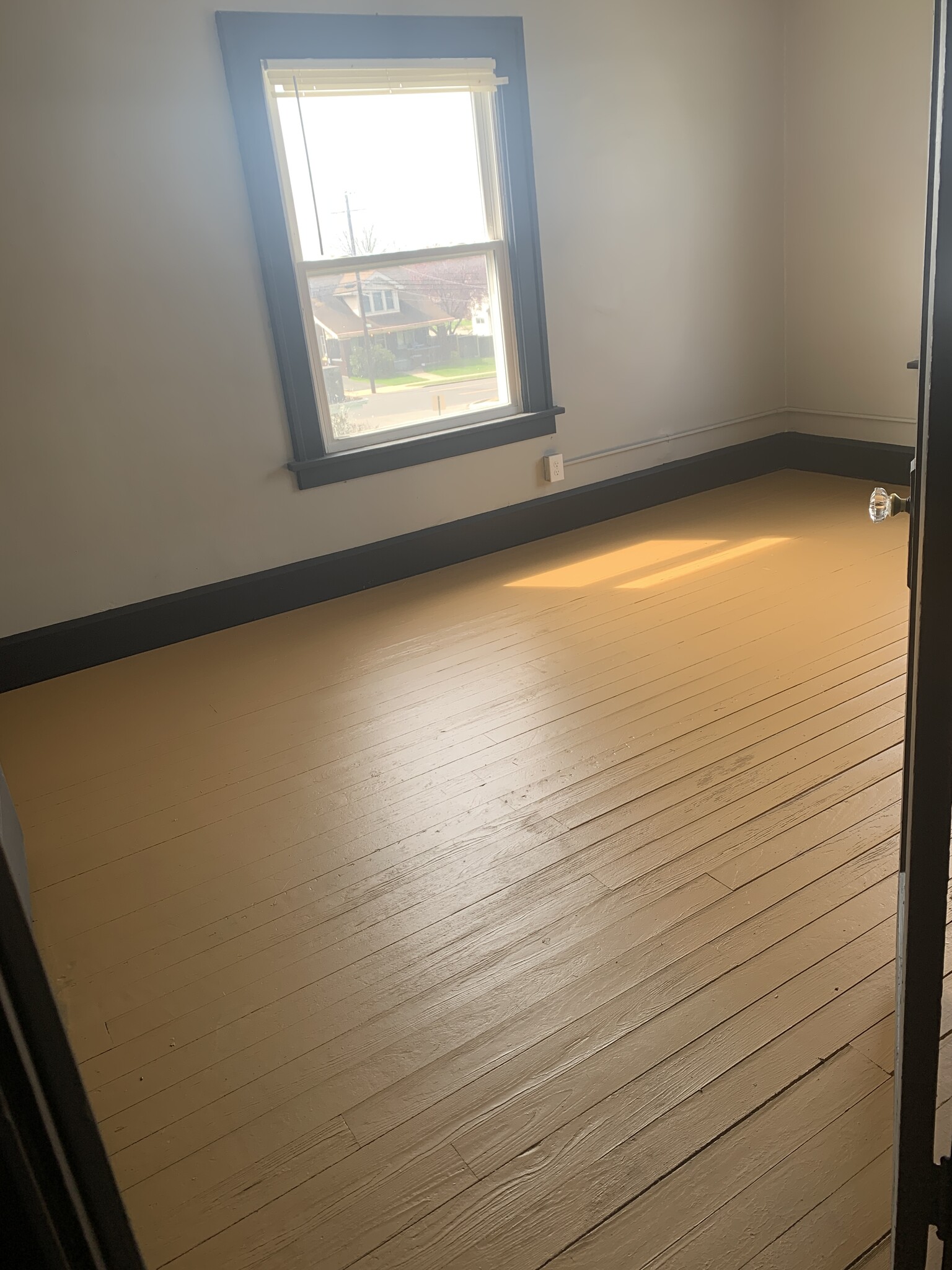 Bedroom 2 14' x 10'10" - 17 Hartzell Ave